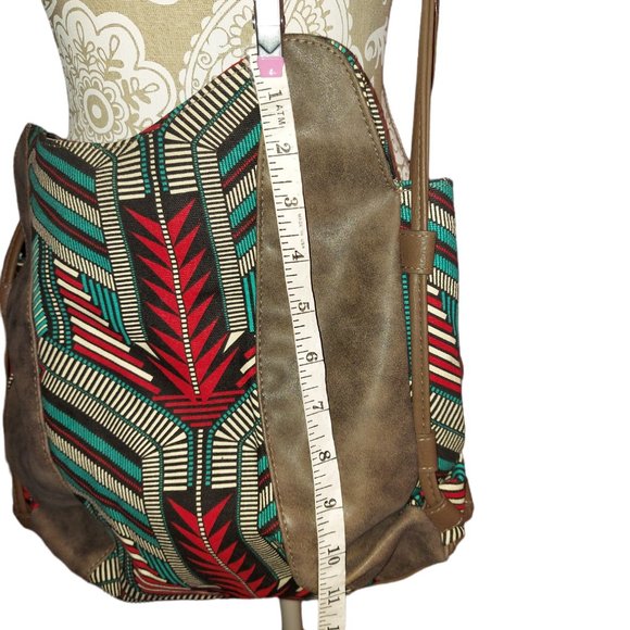 Twig & Arrow Crossbody Purse - Picture 4 of 8